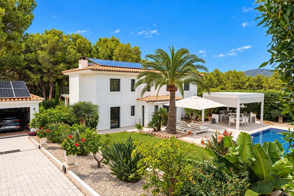 Villa ecológica de lujo en Santa Ponsa — tecnología, elegancia y naturaleza en perfecta armonía