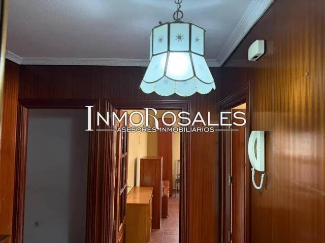 PISO EN VENTA EN AVENIDA DE ROSALES — 2