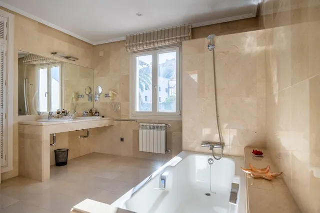 Magnífica casa en la mejor zona de Aracena — 25