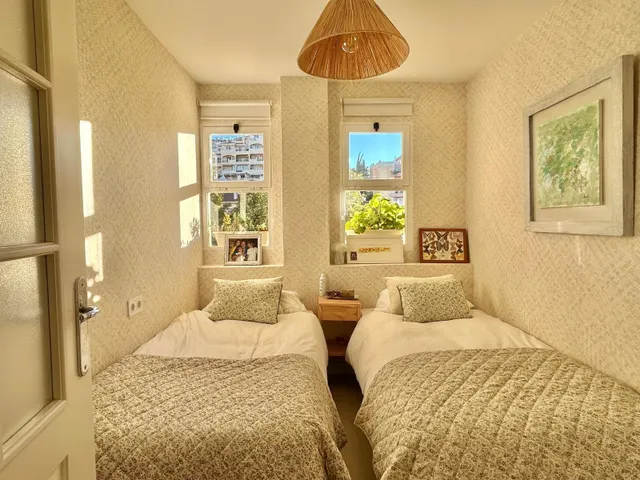 Apartamento 2 dormitorios 2 baños junto a la playa — 7