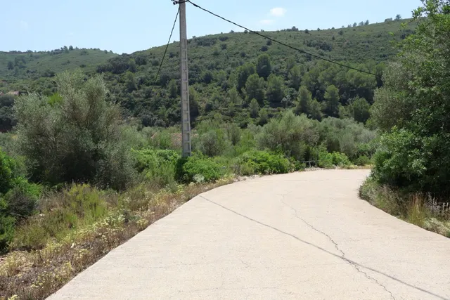 MASIA RUSTICA EN DOS HECTAREAS DE TERRENO ZONA POU DE BECA — 20
