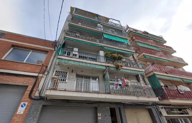 SE VENDE ATICO EN TERRASSA - foto 2