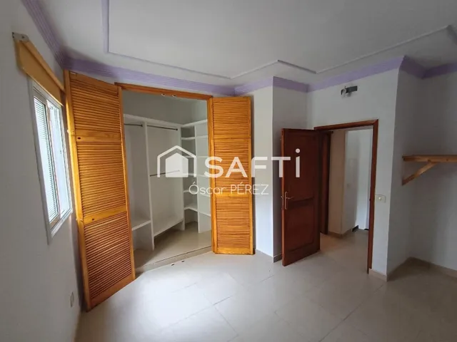 Casa terrera de 4 niveles con gran potencial — 18