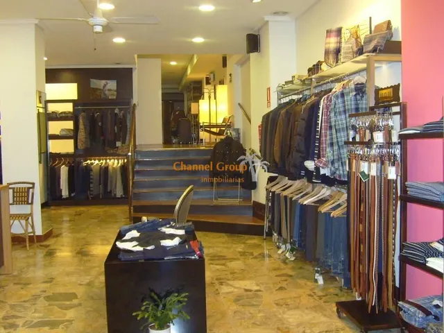 ALQUILER LOCAL CENTRO -PUENTE ORTICES -ZONA COMERCIAL — 7