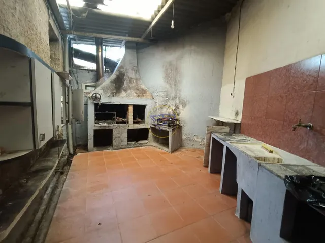 Casa con amplias vistas a la ría de Vigo ubicado en la zona alta de Teis — 27