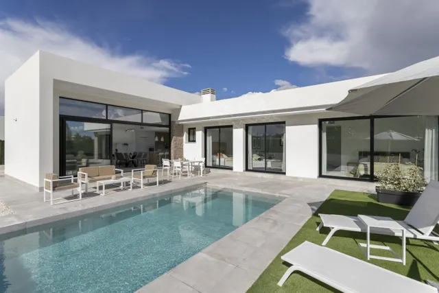 Villa independiente moderna con 3 dormitorios y piscina privada a la venta en Calasparra(Murcia) — 6