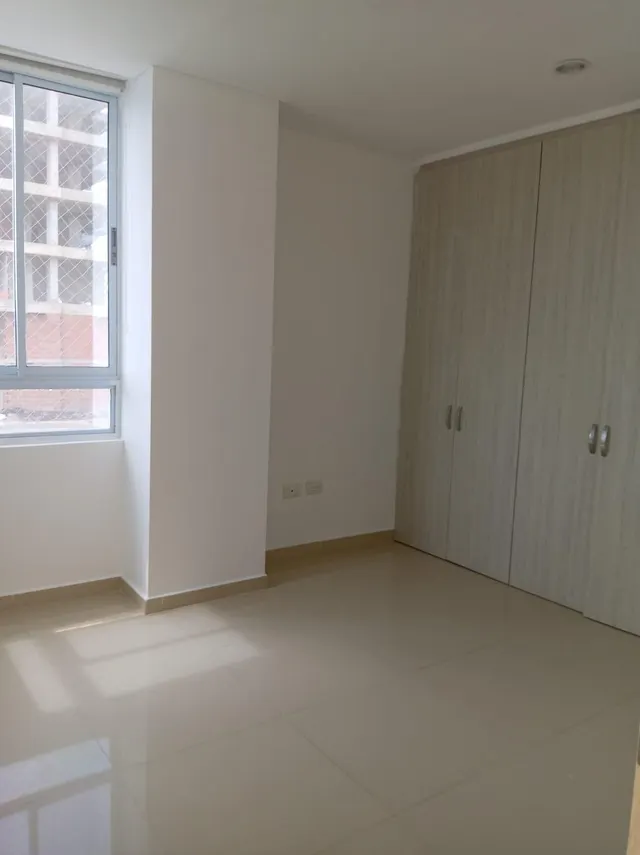 Piso 3 habitaciones 104m² en alquiler - El Cabrero — 9