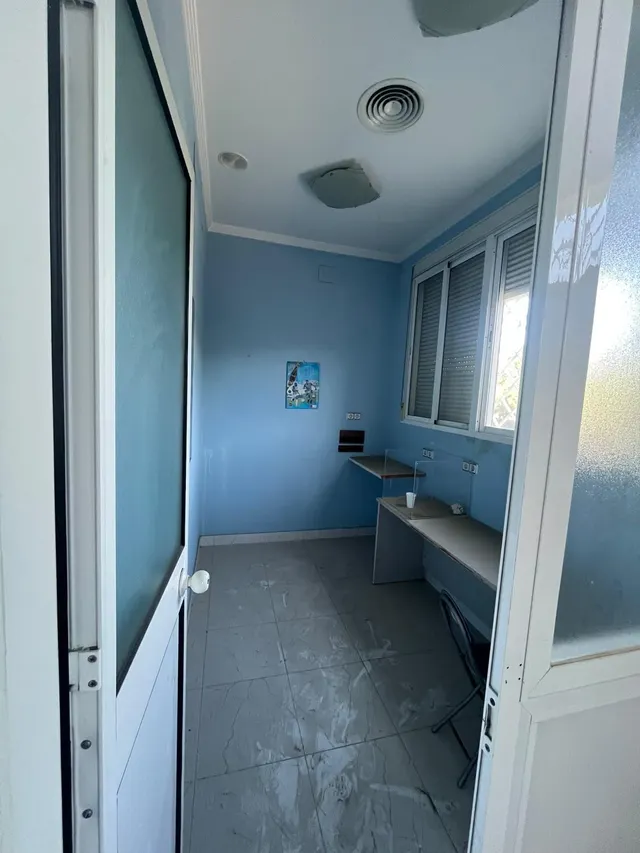 Local comercial 124 m2 en Huelva con alta visibilidad — 9