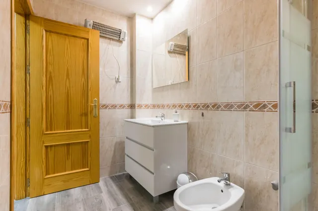 Alquiler de habitación en el centro de Murcia, junto al hospital Reina Sofia. — 14