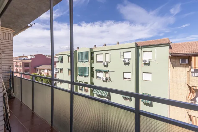 Piso de 3 habitaciones sin ascensor en venta en Peligros — 7