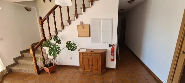 CASA REFORMADA USO HOTELERO EN SANTA COMBA — 11
