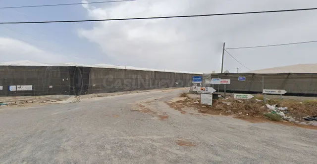 Se vende Casa Adosada OKUPADA en La Cumbre 8 Ejido (El), (Al - foto 2