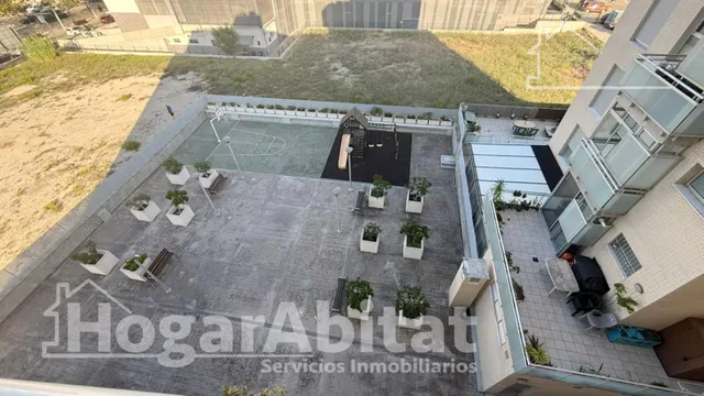 SEMINUEVO CON GARAJE, TRASTERO Y DOS TERRAZAS — 43
