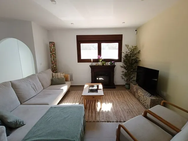 Villa 5 habitaciones 256m² en venta - Zona Pueblo — 45