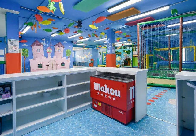 AMPLIO LOCAL COMERCIAL A 50 METROS DEL MAR MENOR | LO PAGÁN — 16