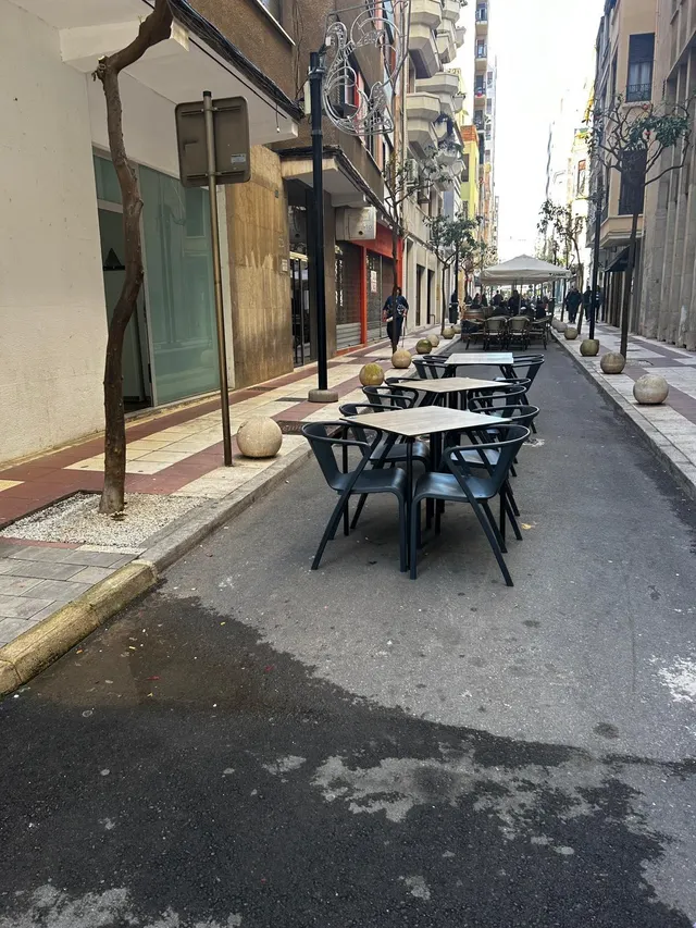 Traspaso de local comercial de 253 m2 — 11