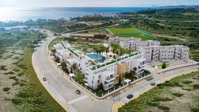Tres Espectaculares áticos con vistas al mar y piscina priva - foto 2