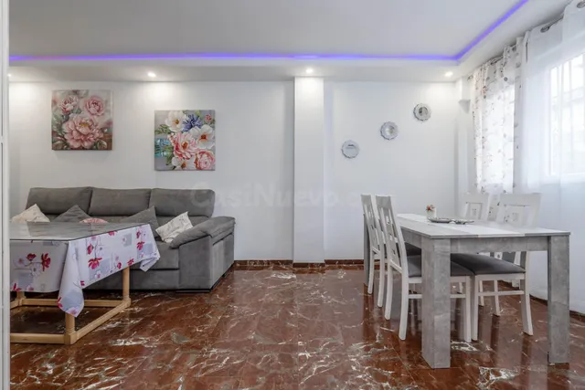 Encantadora Casa Reformada en Ogijares con Vistas y Espacios para Disfrutar — 4