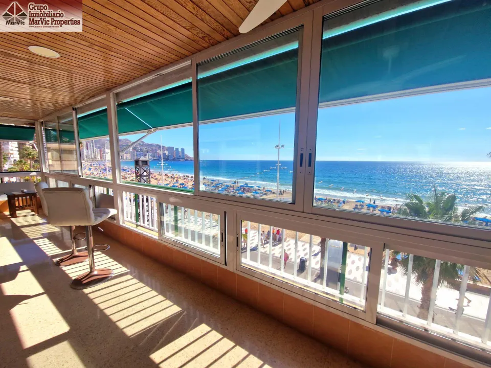 ¡Impresionante Piso en 1 Linea en Levante, Benidorm!