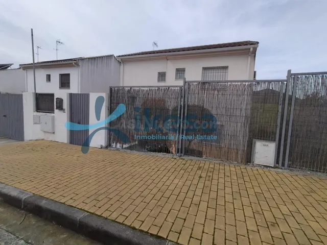 Casa adosada sin posesión en Urbanización Los Encinares, Alc - foto 3