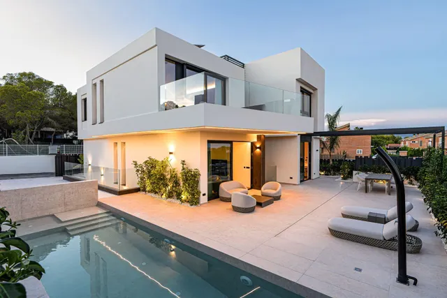 Villa 4 habitaciones 342m² en venta - San rafael — 25