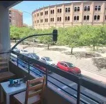 * SE ALQUILA PISO PARA ESTUDIANTES CURSO 2024/2025*