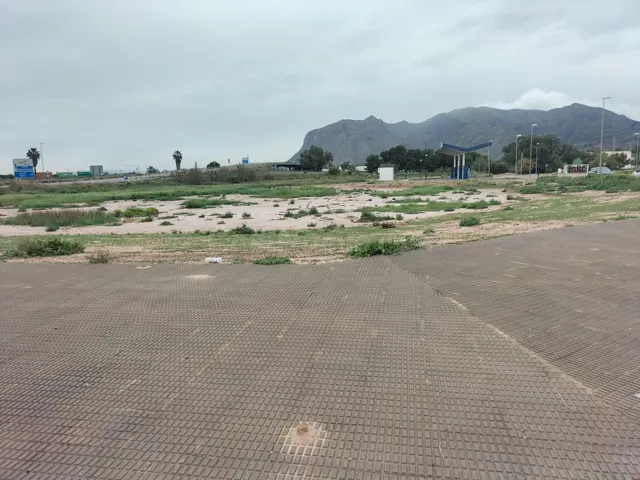 PARCELAS EN POLIGONO VIRGEN DEL CARMEN