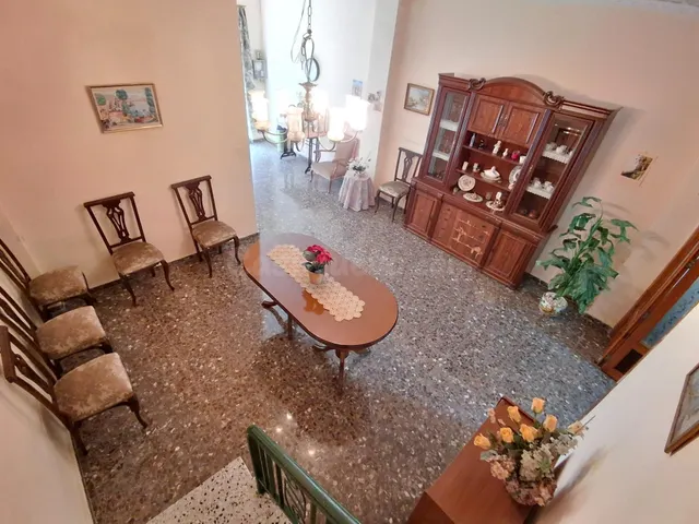 CASA CON GRANDES POSIBILIDADES EN ALZIRA – ZONA CAMILO DOLZ