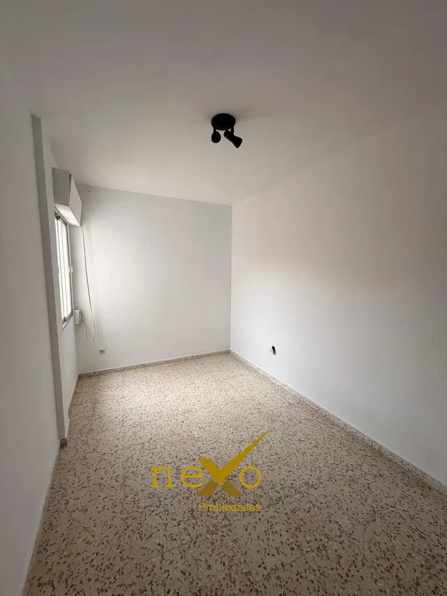 PISO 1º PLANTA SAN NICOLAS DEL PUERTO (SEVILLA) — 10