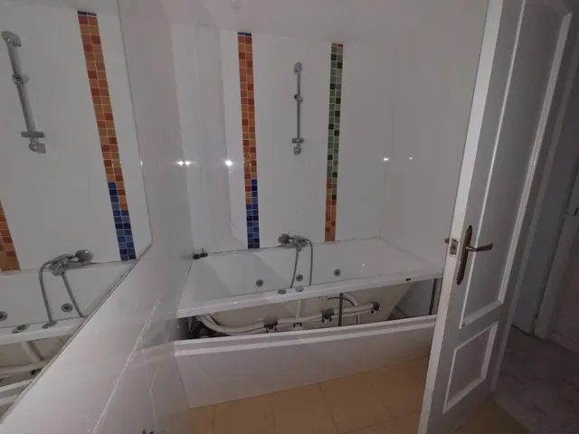 PISO ALUCINANTE EN MUCHAMIEL — 11
