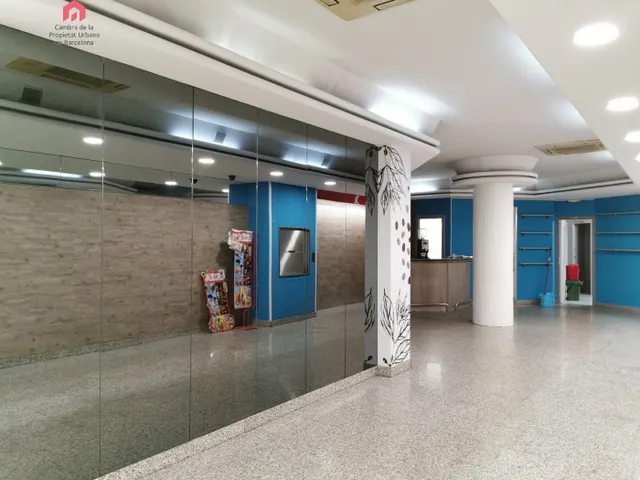 ESCORXADOR. LOCAL COMERCIAL IDEAL CAFETERIA - foto 3
