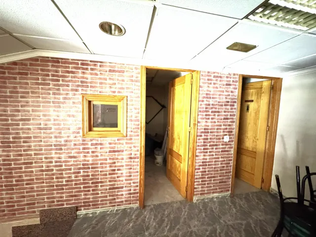 Se vende local comercial en el centro de Puente Tocinos. — 7
