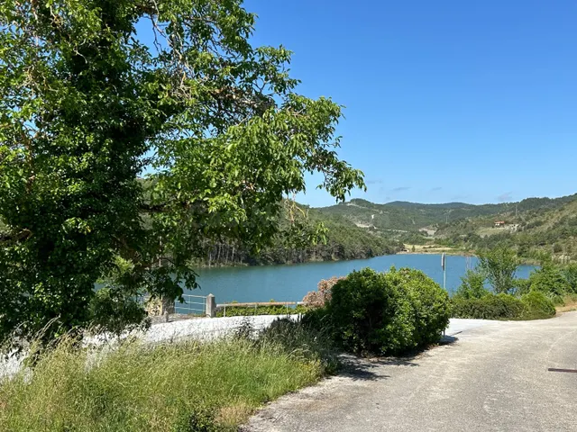 VENTA DE TERRENO EN NAGORE, VALLE DE ARCE. - foto 5