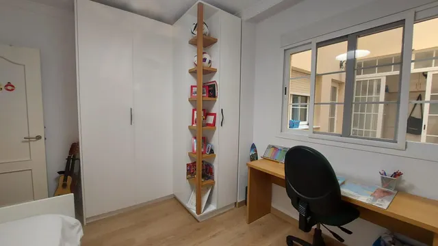 Piso bajo con sotano en residencial Conde Barcelona — 8