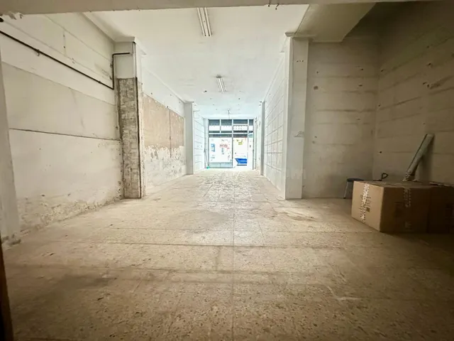 Local comercial en Floranes