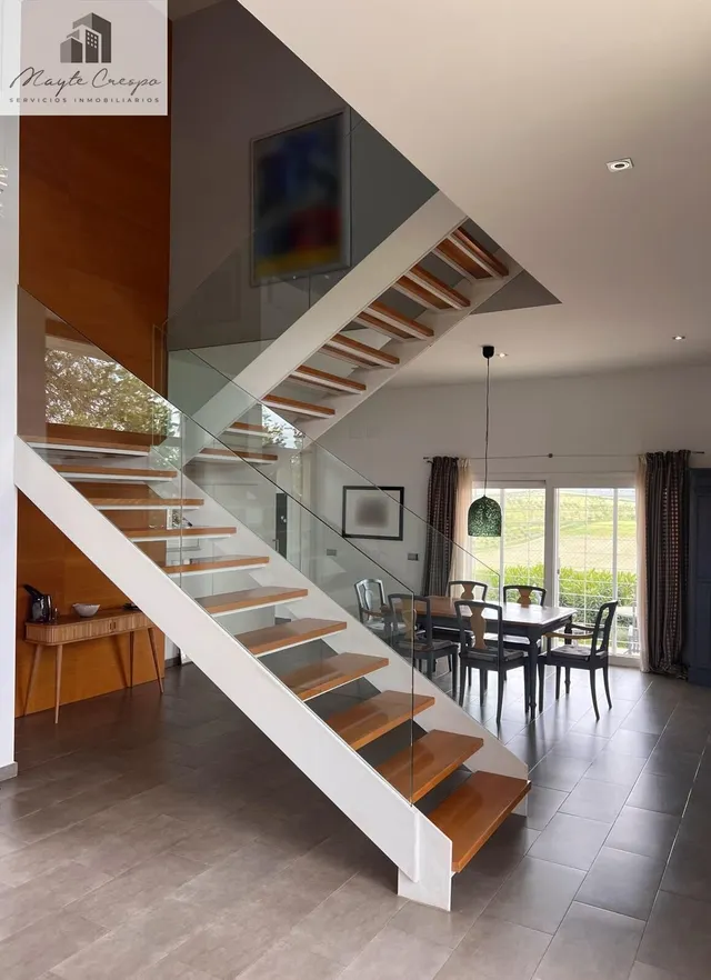 Villa Contemporanea con vistas 360º — 17