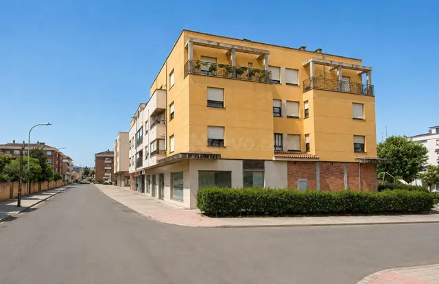 PISO VENTA SANTA MARTA DE TORMES. Urbis te ofrece un piso en - foto 4