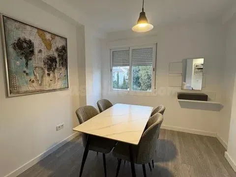 Piso reformado, muy luminoso, con terraza, azotea y trastero — 5