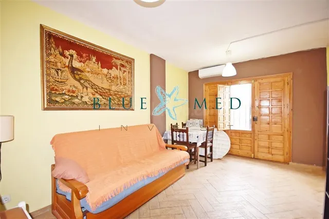 APARTAMENTO EN PLANTA BAJA CON TERRAZA Y PISCINA COMUNITARIA - foto 5