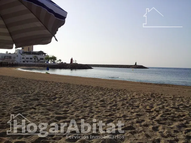 Amplio, moderno y reformado en residencial con terraza, piscina y garaje, todo amueblado — 41