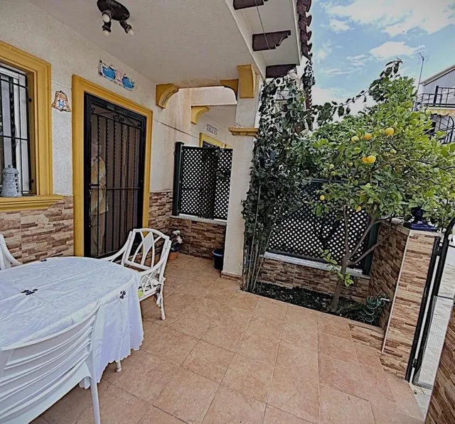 Impecable Adosado en Rocío del Mar, Orihuela Costa - €220.000 — 27
