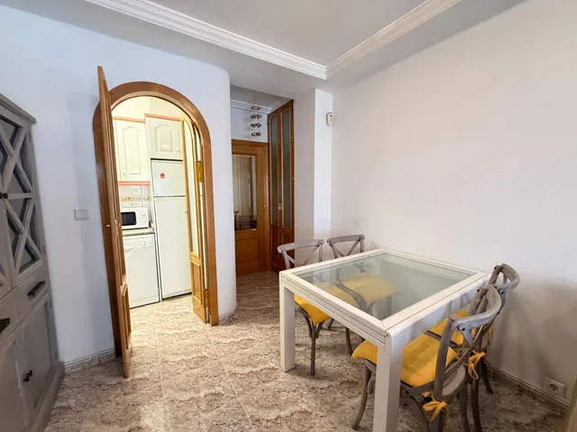 Oportunidad!! estupendo apartamento de 2 dormitorios a tan solo 500m de la playa del cura!!! — 8