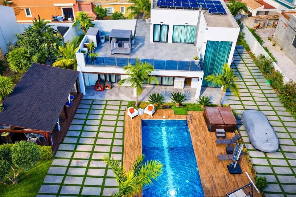 Villa 3 habitaciones 241m² en venta - La siesta