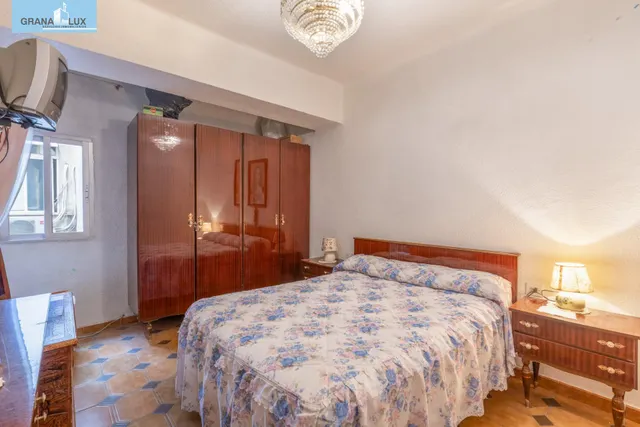 Piso amplio de tres dormitorios en ribera del genil-camino de ronda — 16