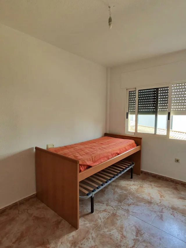 Piso de 3 dormitorios con garaje, terraza y ascensor en San Javier — 20