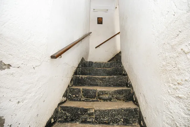 Casa del siglo XIX con amplio terreno en Palau de Santa Eula - foto 3