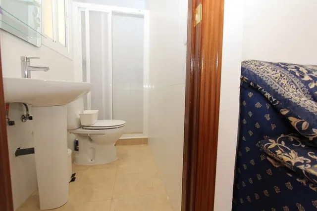 villa independiente 1º linea de playa cabopino — 41
