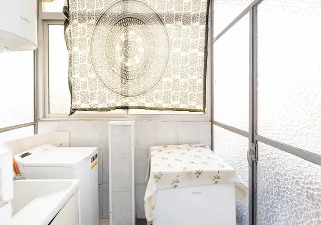 En Venta Piso de 4 dormitorios con ascensor, ideal para reformar a tu gusto. — 5