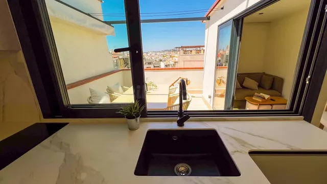 Estudio Ático con encanto en venta zona Sant Sebastiá Tu ref - foto 5
