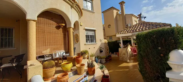 Dúplex de 3 dormitorios y 2 baños en orihuela costa (playa flamenca) — 4